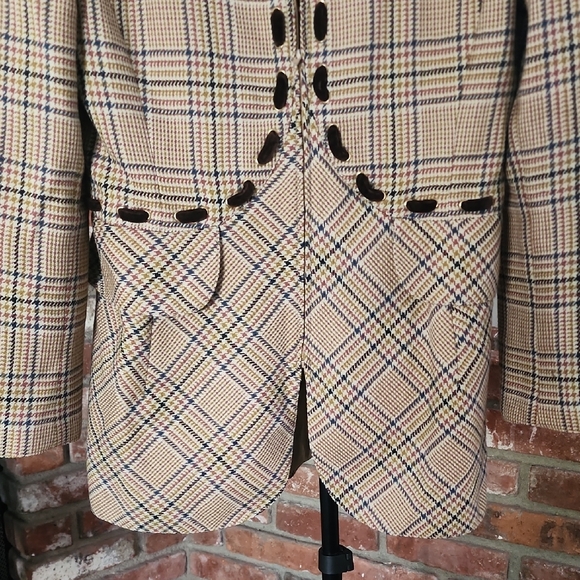 Vintage Valentino Boutique Plaid Blazer Black Velvet Trim Made in Italy Designer - Picture 3 of 11